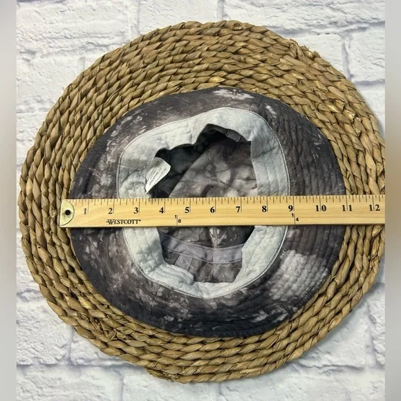 Gray Tie-Dye Bucket Hat - Picture 6 of 8